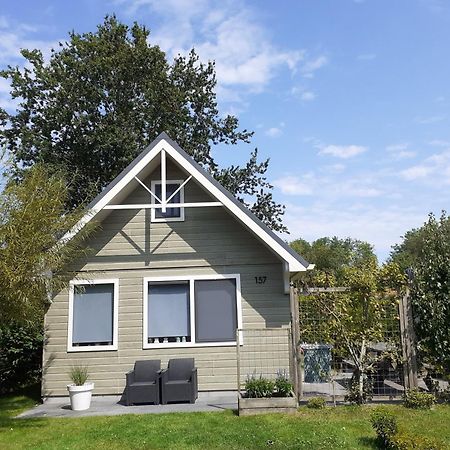 4-Persoons Vakantiehuisje Simmerwille Tzummarum Экстерьер фото